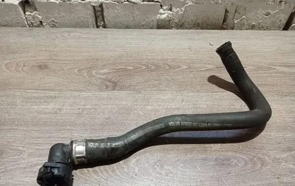 Volvo XC90 Heater radiator pipe/hose 30745337