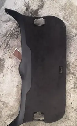 Tailgate trim
