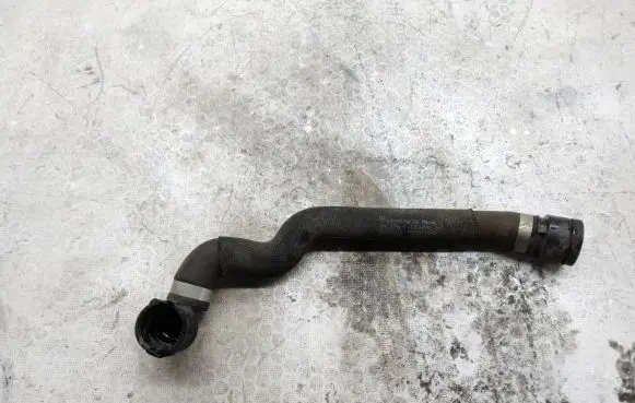 Mercedes-Benz C W205 Engine coolant pipe/hose A2055014784