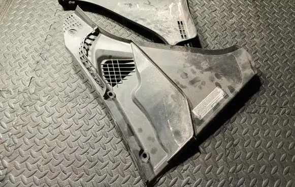 BMW 6 F12 F13 Wiper trim 6987605 51716987605 7216977