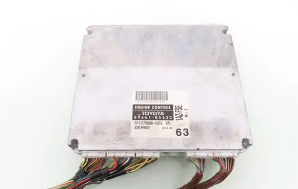 Toyota Avensis T250 Engine control unit/module MB2750004653 8966105630