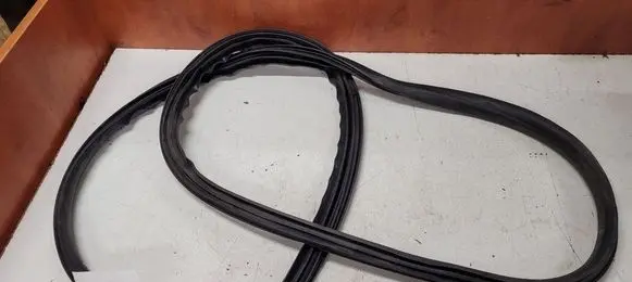 Volvo V50 Front door rubber seal