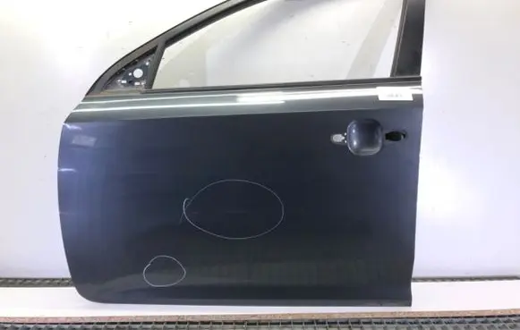 KIA Ceed Front door
