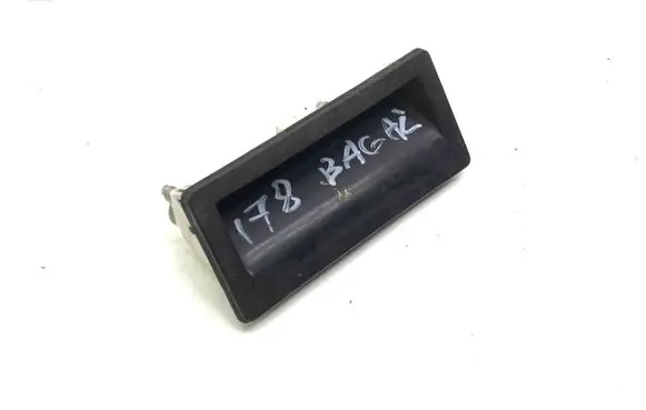 Audi Q5 SQ5 Tailgate/boot open switch button 5N0827566T