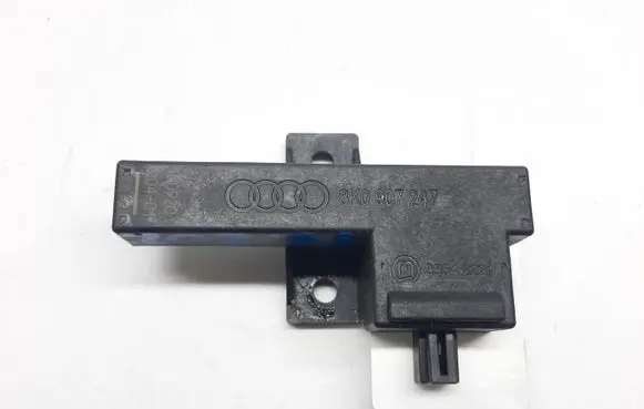 Audi Q5 SQ5 Keyless (KESSY) go control unit/module 8K0907247