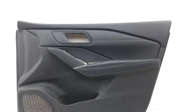 Nissan Qashqai J12 Front door card panel trim