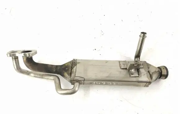 Mercedes-Benz R W251 EGR valve cooler 6421400775 A6421400775