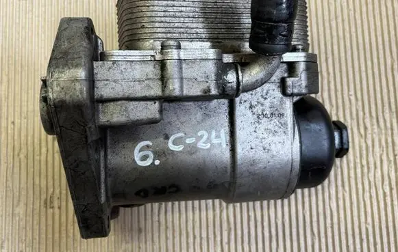 Jeep Cherokee Oil filter mounting bracket 31212019G 70313766