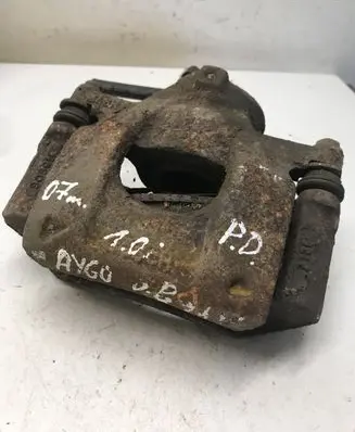 Toyota Aygo AB10 Front brake caliper Y01787