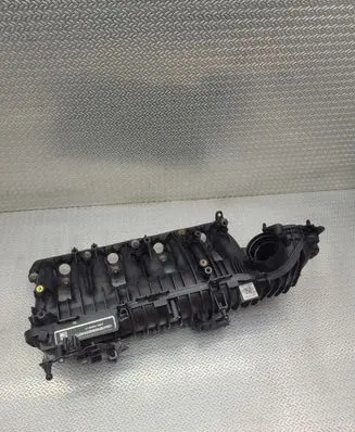 Jaguar XE Intake manifold G4D39424AC