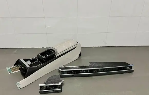 BMW 7 G70 Under panel sound insulation BMWG70CARBON