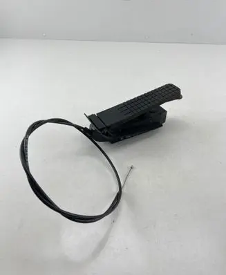 Porsche Boxster 986 Accelerator throttle pedal 98642302208