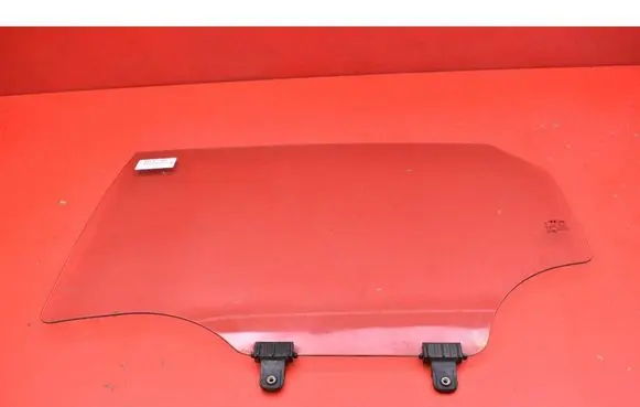 Hyundai Kona I Rear door window glass 