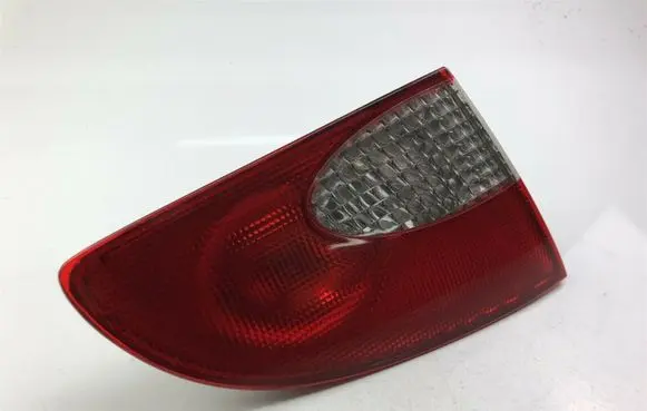 Toyota Avensis T220 Rear/tail lights 8159005070 F3498