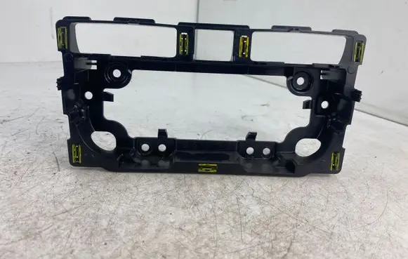 Volkswagen Golf Sportsvan Radio/GPS head unit trim 510858087