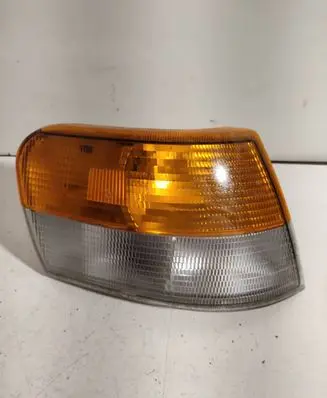 Saab 9000 CD Front indicator light 7r0163209