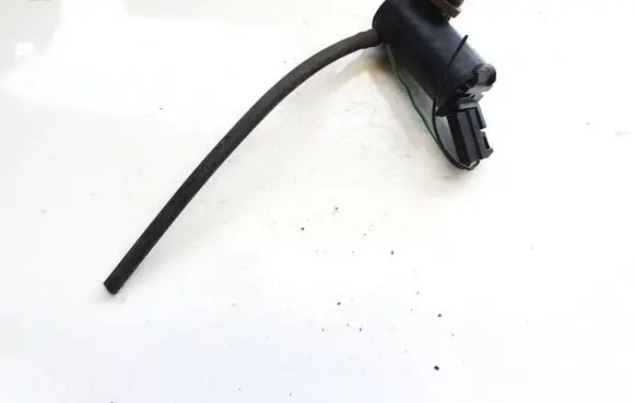 Toyota Corolla E120 E130 Windscreen/windshield washer pump