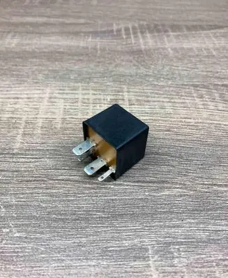 Volvo S40, V40 Other relay 8JA00698600