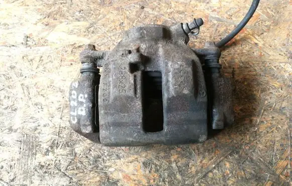 Mercedes-Benz C W203 Front brake caliper 6850E