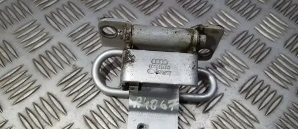 Audi A4 S4 B5 8D Rear door lower hinge 8D0833411C