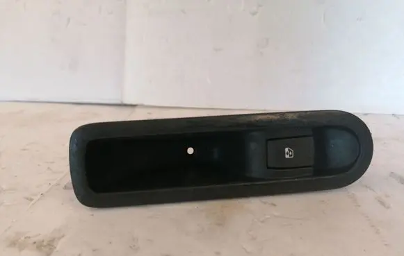 Renault Scenic I Electric window control switch 156013870