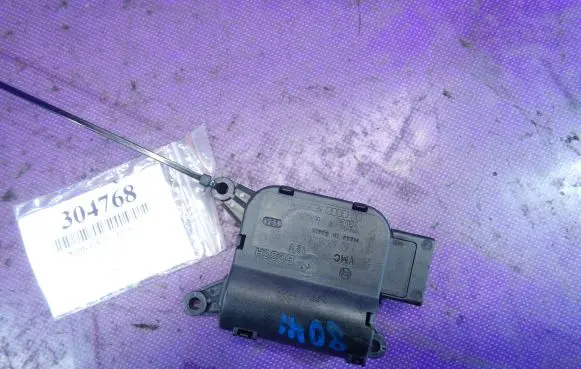 Audi A4 S4 B6 8E 8H A/C air flow flap actuator/motor 8E2820511C