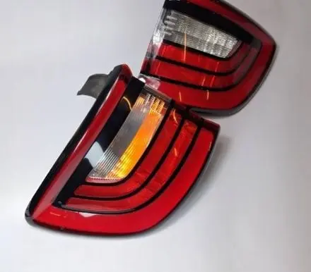 Dodge Durango Rear/tail lights set 68272127AA 68272126AB