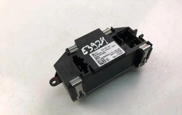 Volkswagen Tiguan Other control units/modules 3C0907521