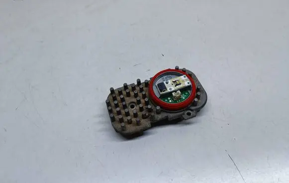 BMW X3 F25 LED ballast control module 707881