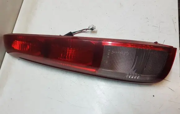 Nissan X-Trail T30 Rear/tail lights