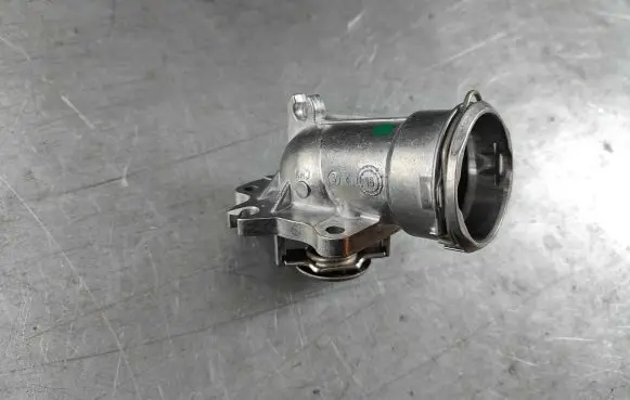 Mercedes-Benz E W213 Intake manifold 6422002515