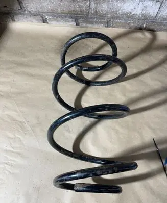 Chrysler Voyager Front coil spring 
