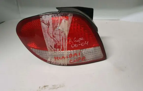 Hyundai Coupe Rear/tail lights 92401275