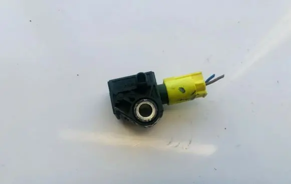 Mercedes-Benz C W204 Airbag deployment crash/impact sensor a1729056000 5wk44192