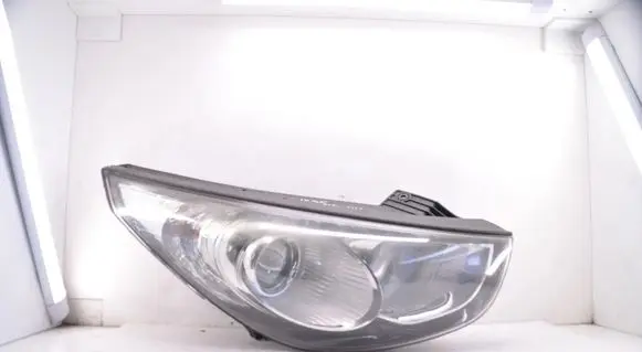 Hyundai ix35 Headlight/headlamp 12713