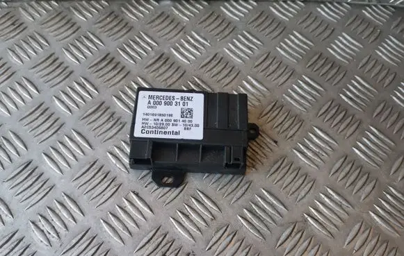 Mercedes-Benz E W212 Fuel injection pump control unit/module A0009003101 A0009014000 A2C53406807