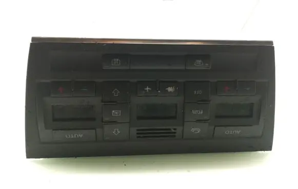Audi A4 S4 B6 8E 8H Climate control unit 8E0820043