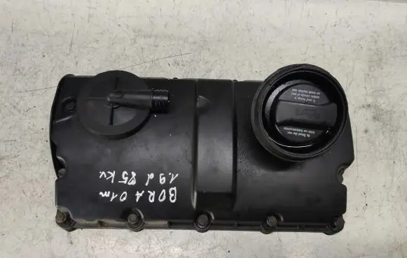 Volkswagen Bora Rocker cam cover 