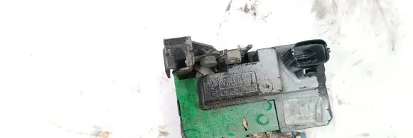 Volvo XC70 Front door lock