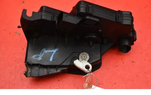 BMW 3 E46 Front door lock 