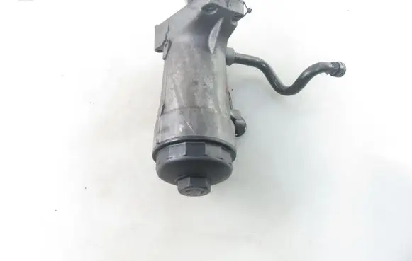 Mercedes-Benz Sprinter W901 W902 W903 W904 Oil filter mounting bracket 6011803110