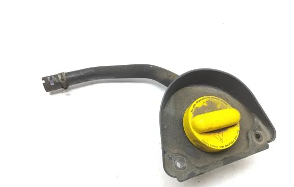 Renault Trafic III (X82) Oil filler cap 8200795333