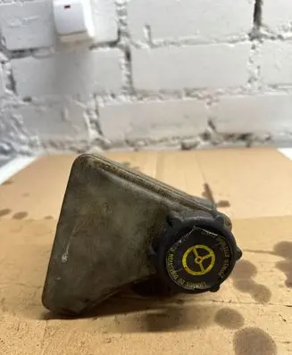 Ford Mondeo MK II Power steering fluid tank/reservoir 93BB3R700AK