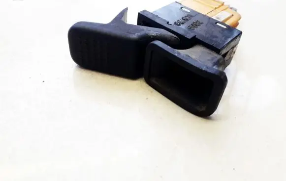 Windscreen/window heater switch