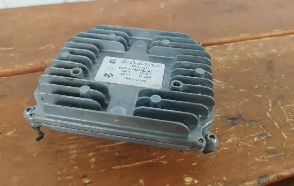 Citroen C5 Aircross Headlight ballast module Xenon 5DF011952-80AA