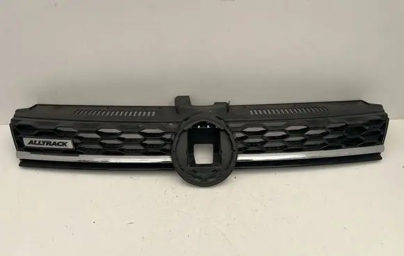 Volkswagen Golf VII Front bumper upper radiator grill 5G0853653S