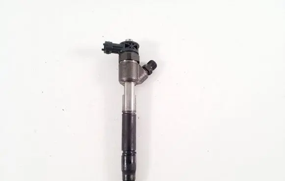 KIA Sportage Fuel injector 338002A610