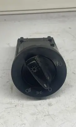 Volkswagen PASSAT B5 Light switch 04052002