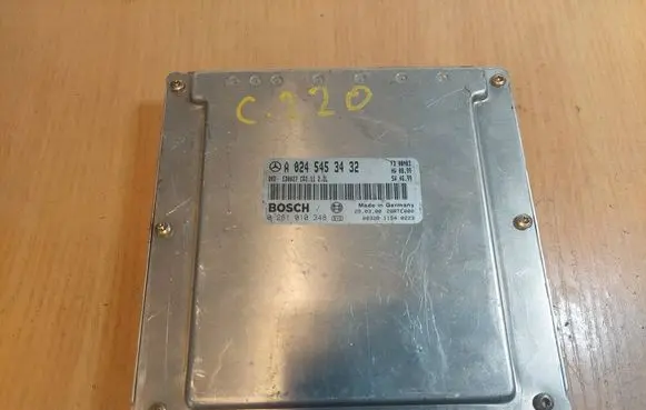 Mercedes-Benz C W203 Engine control unit/module ECU 0281010348 A0245453432 CR2.11
