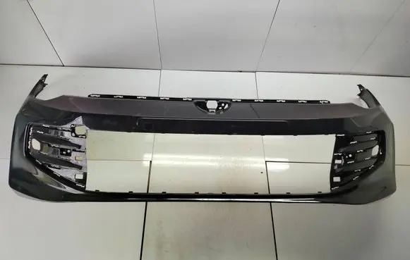 Volkswagen Golf VIII Front bumper 5H0807221T
